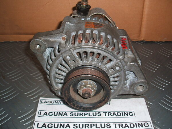 REFURBISHED Toyota Alternator for bB Van 1NZ Engine Partnum: 27060-21110   102211-2880 HN   4term Made by: Denso Japan
