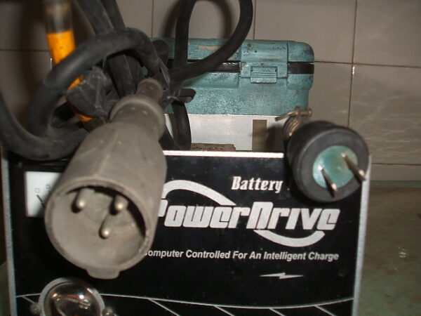 REFURBISHED 48V DC Golf Cart Battery Charger