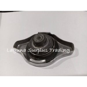 Japan Surplus Radiator Cap for Cars (1.1psi) USED