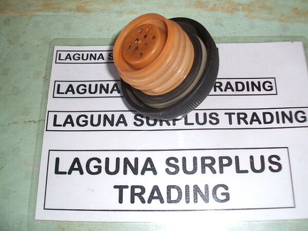 REFURBISHED Fuel Gas Cap/ Filler Cap for COMPATIBLE  with Nissan Caps Japan surplus