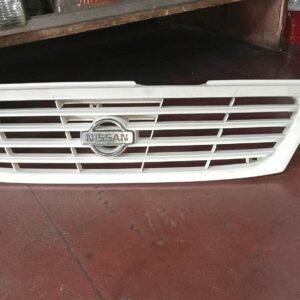 REFURBISHED NISSAN SENTRA Grille Assembly 63210-0m000 Japan Surplus